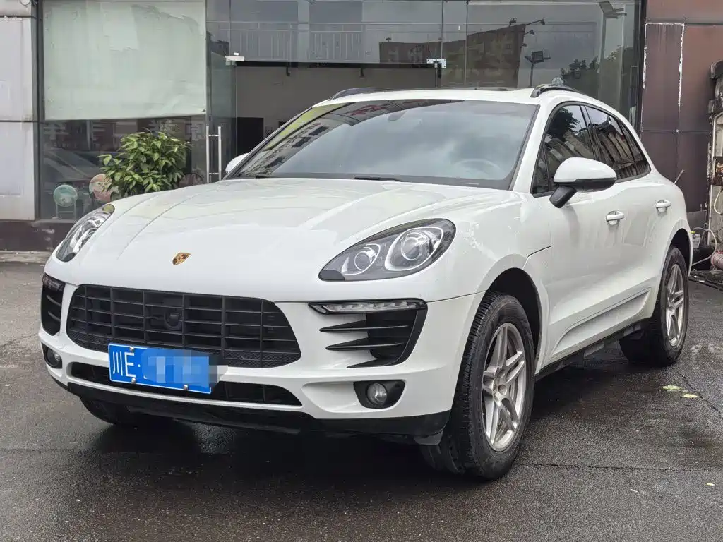 Фото 2 - Porsche Macan