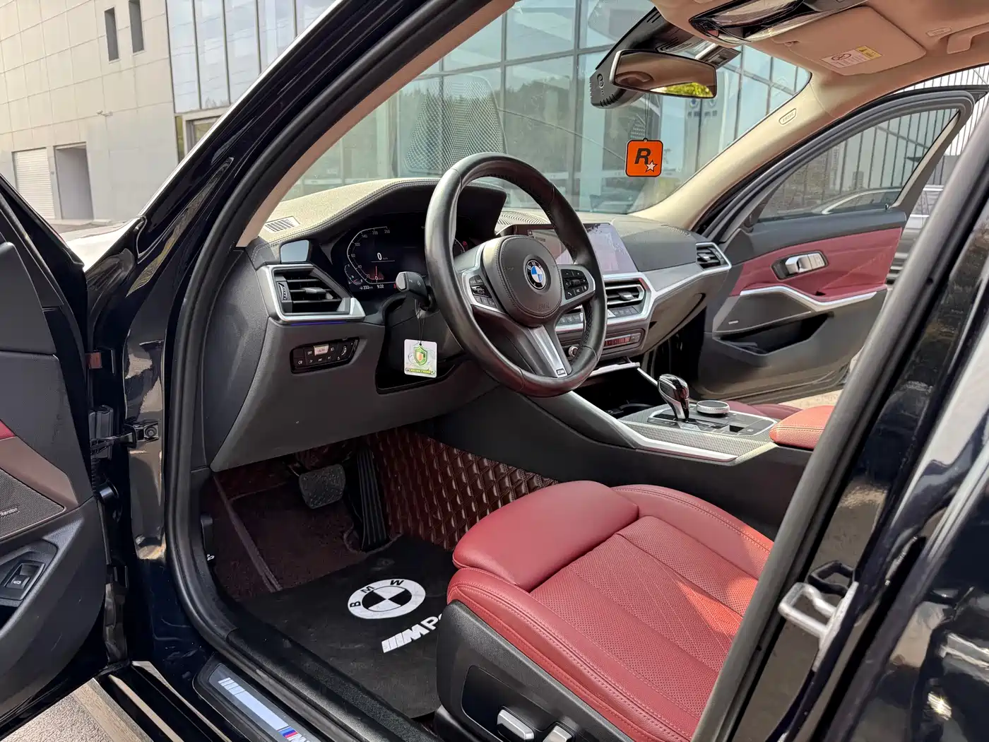 BMW 3 Series 2022 325Li M Sport Shadow Edition фото 5
