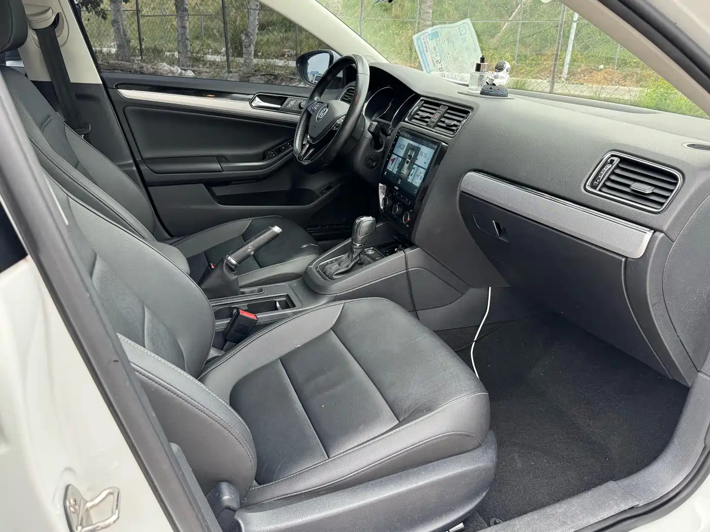 Volkswagen Sagitar 2018 280TSI DSG Spark Edition фото 16