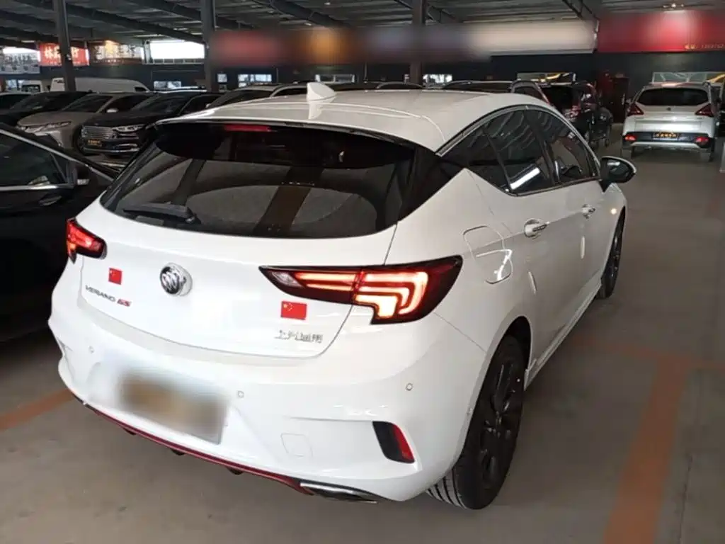 Фото 5 - Buick Verano