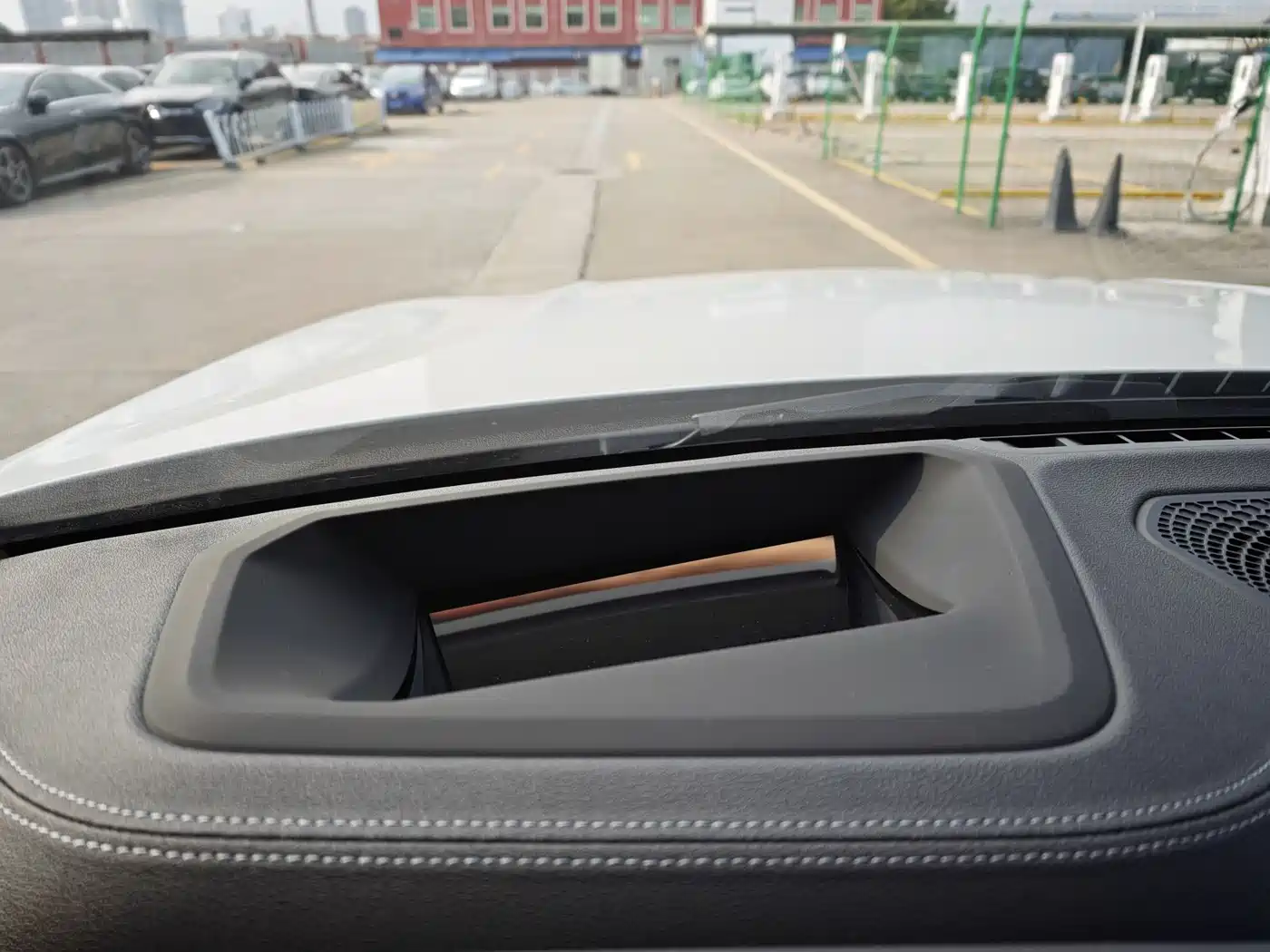 BMW i3 2024 eDrive 40 L Night Sport Package фото 18