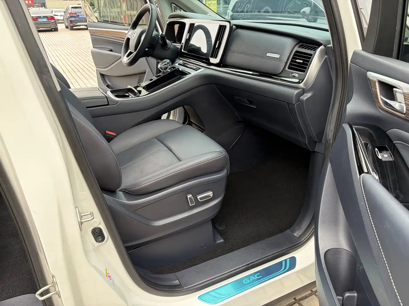 GAC Trumpchi Trumpchi M8 2021 Leading Show Series 390T Ultimate Edition фото 18