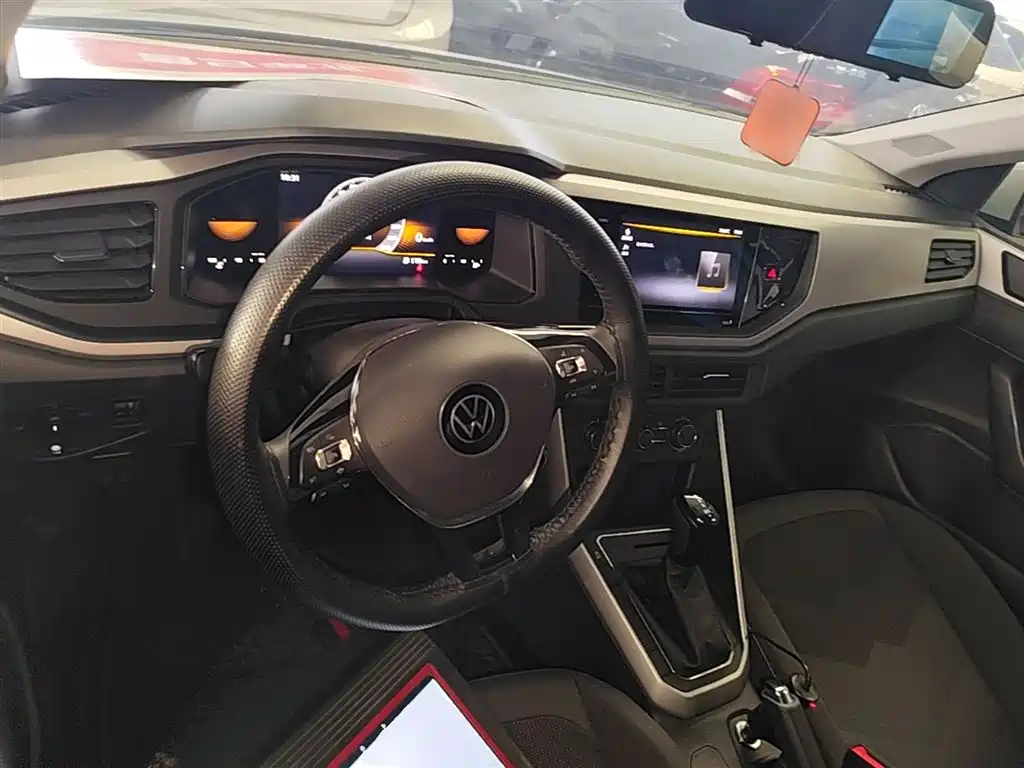Volkswagen Polo 2023 Facelift Plus 1.5L Auto Joyful Living Edition фото 10