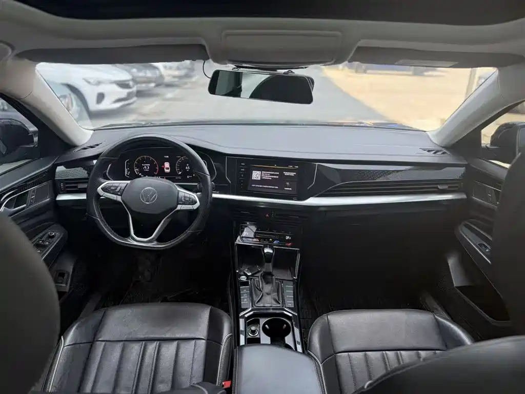 Volkswagen Passat 2022 330TSI Starlight Elite Edition фото 15