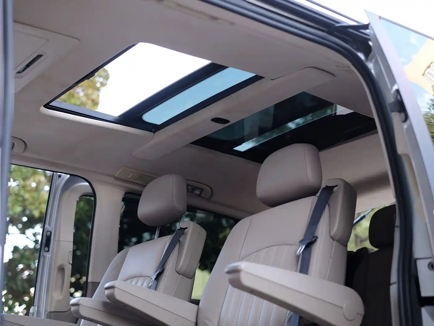 Mercedes-Benz Viano 2013 2012 2.5L Premium Edition