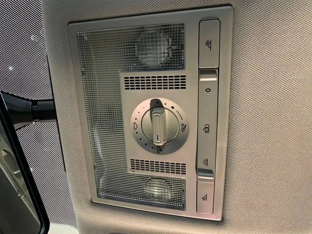 Škoda Kamiq 2022 1.5L Automatic Comfort Edition фото 14