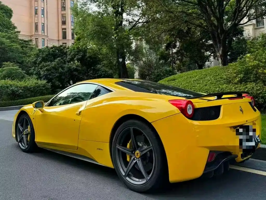 Ferrari 458 2013 2011 4.5L Italia
