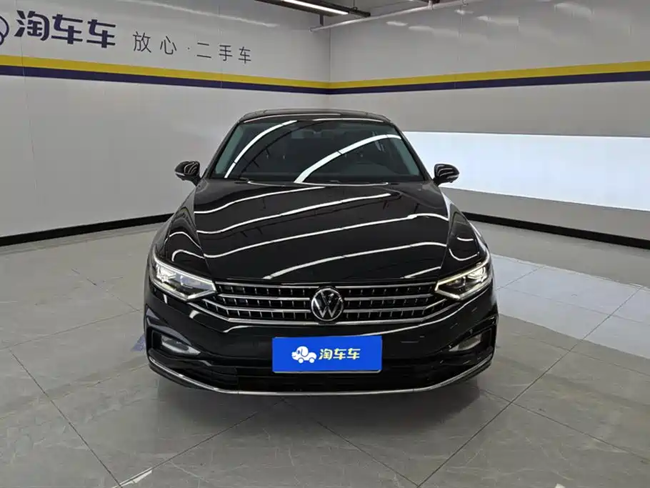 Volkswagen Magotan 2023 2 Million Units Anniversary Edition 330TSI DSG Leading Type фото 2