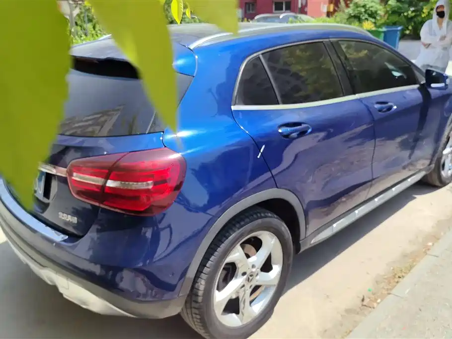 Mercedes-Benz GLA 2017 GLA 200 Dynamic фото 3
