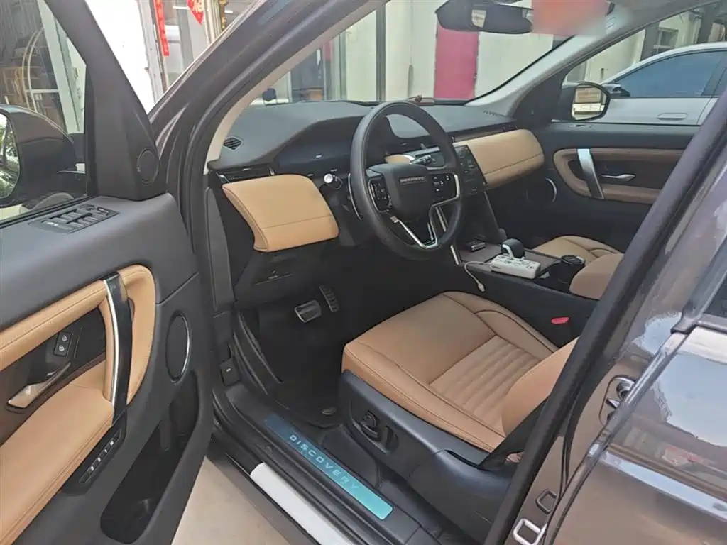 Land Rover Discovery Sport 2024 Performance Technology Edition фото 16