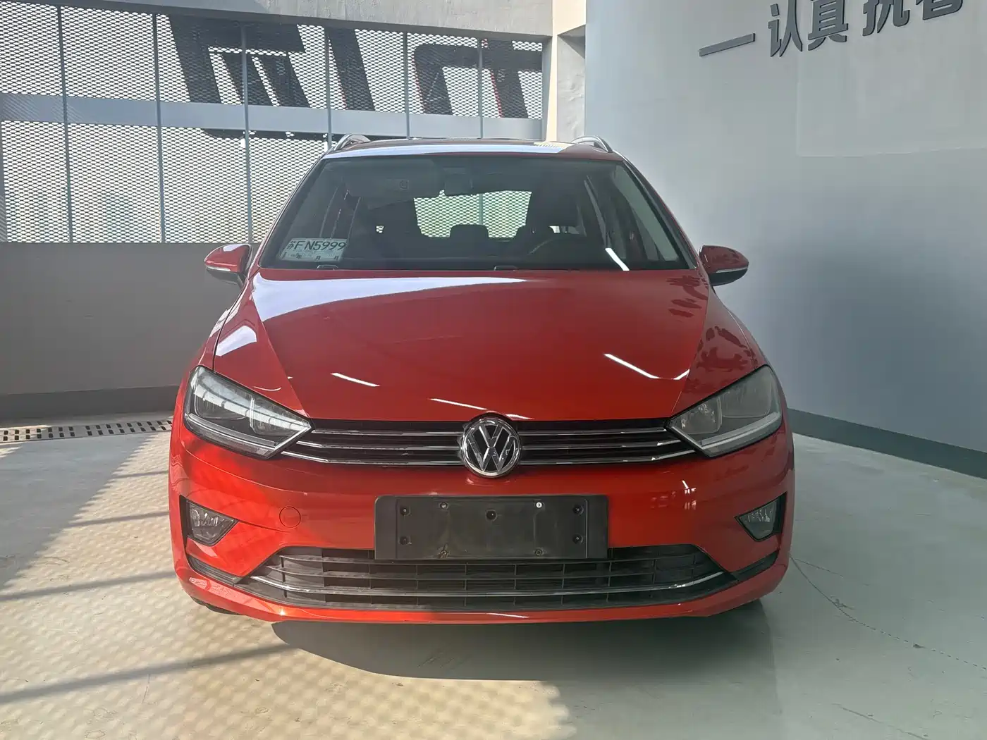 Volkswagen Golf Sportsvan 2016 1.6L Automatic Comfort фото 3