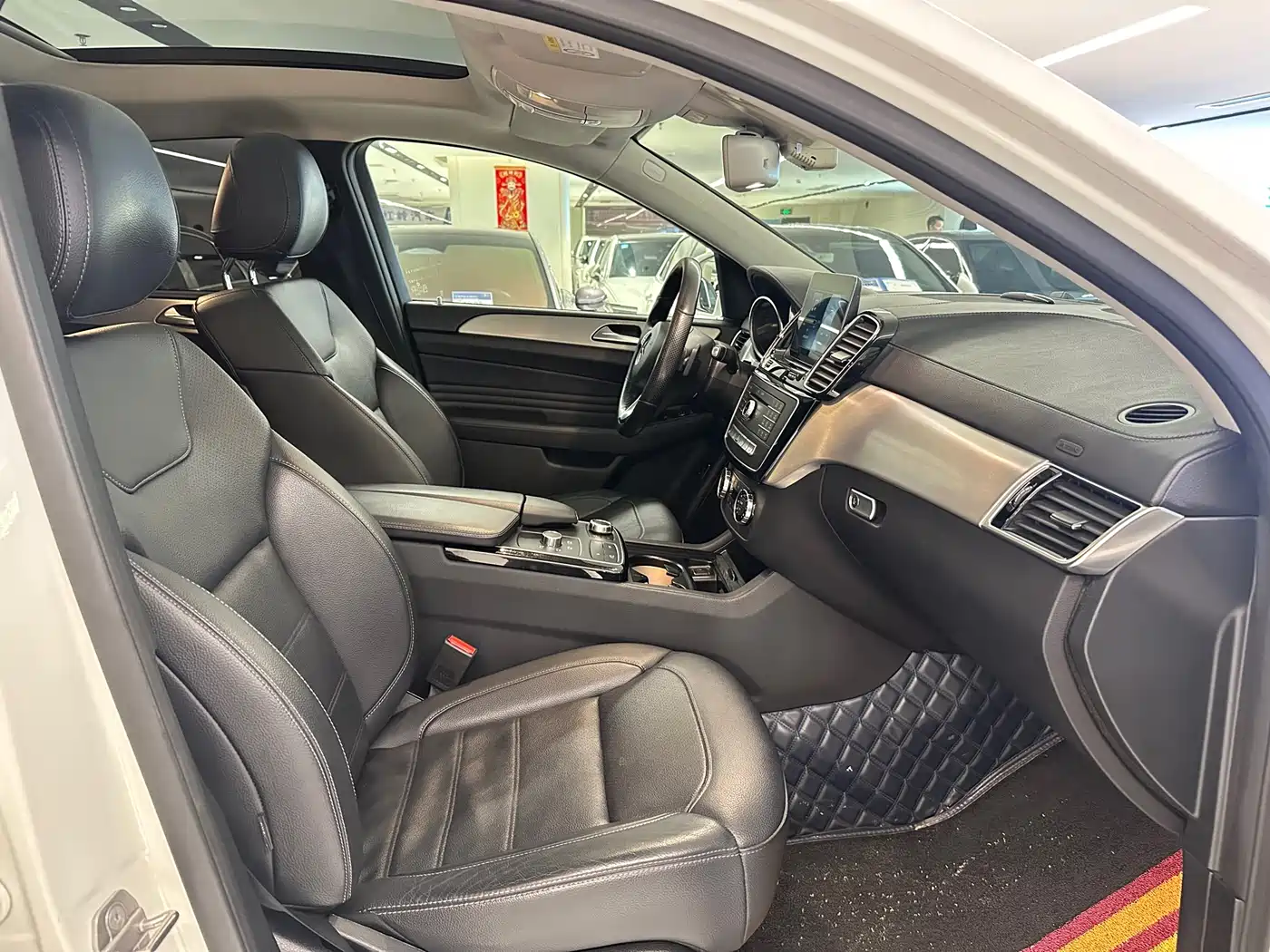Mercedes-Benz GLE Coupe 2018 GLE 400 4MATIC Coupe SUV фото 12
