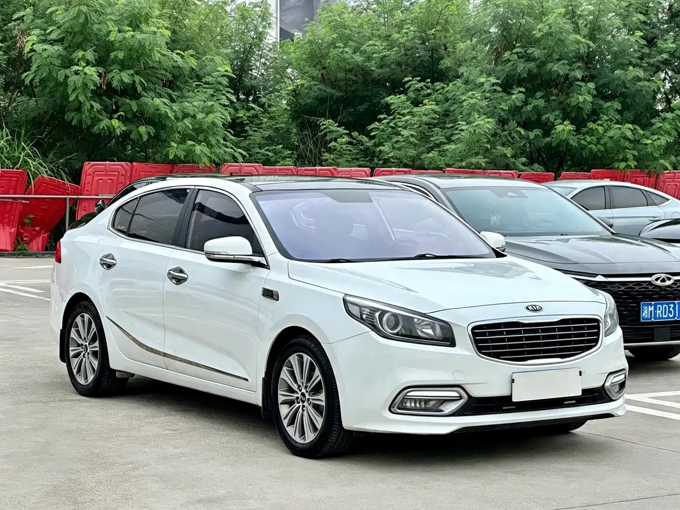 Kia K4 2015 2014 Model 1.8L Automatic LUX