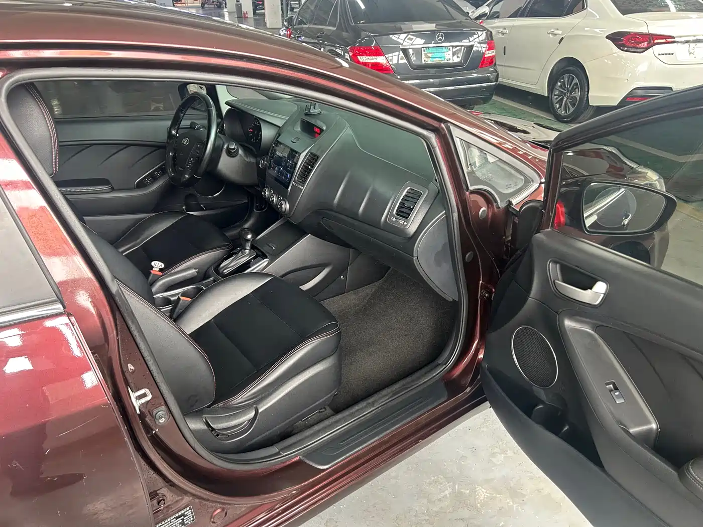 Kia K3 2016 1.6L Automatic GLS фото 15