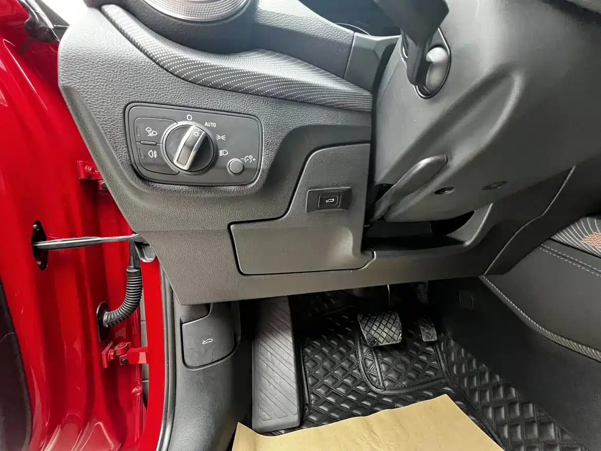 Audi Q2L 2023 2022 35 TFSI Progressive Dynamic