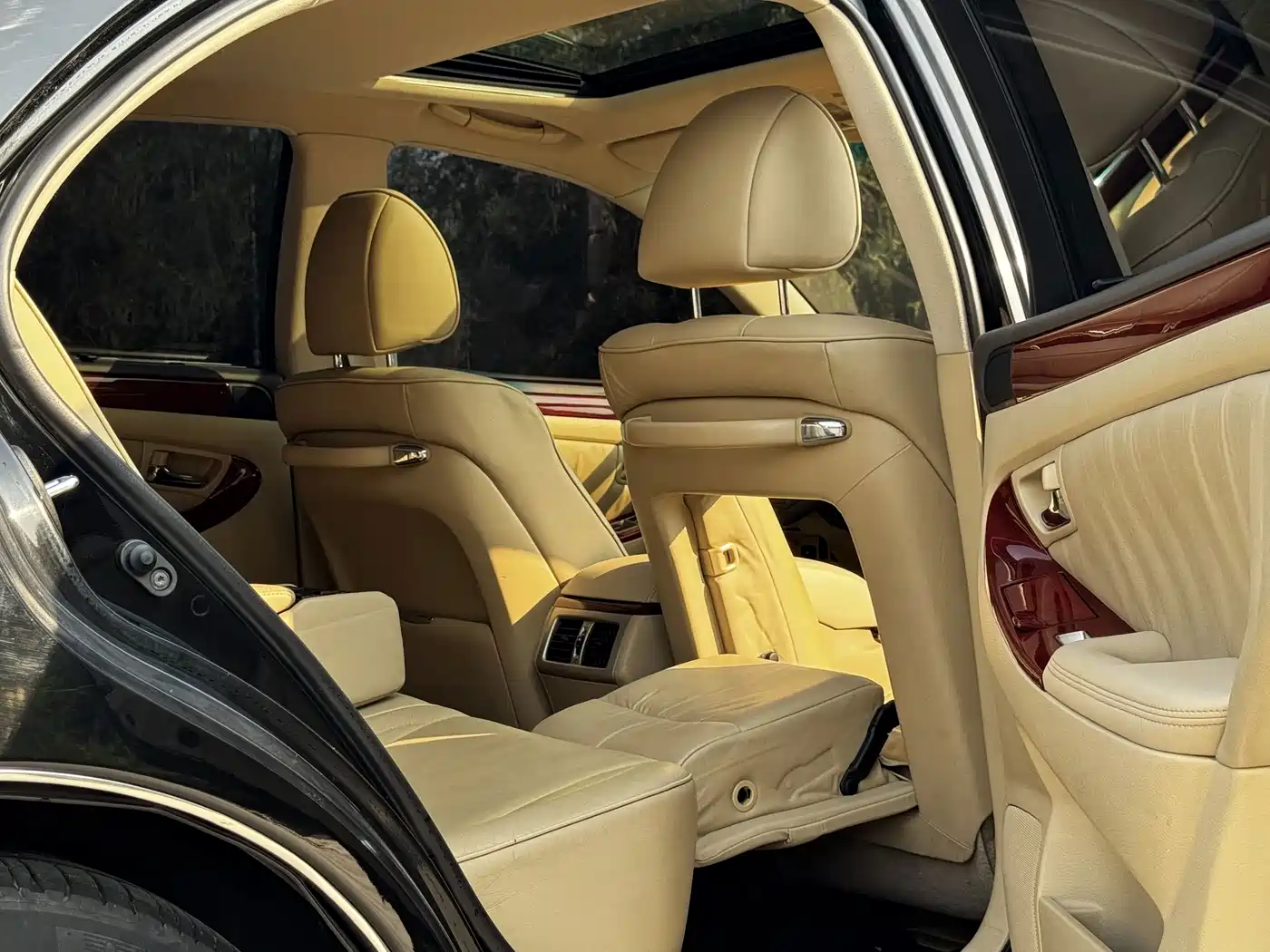 Hongqi Hongqi盛世 2008 2009 3.0L Luxury