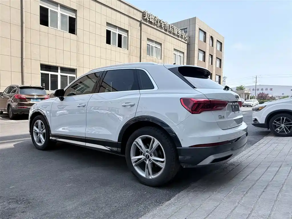 Audi Q3 2023 35 TFSI Fashion Dynamic (1.4T) фото 6