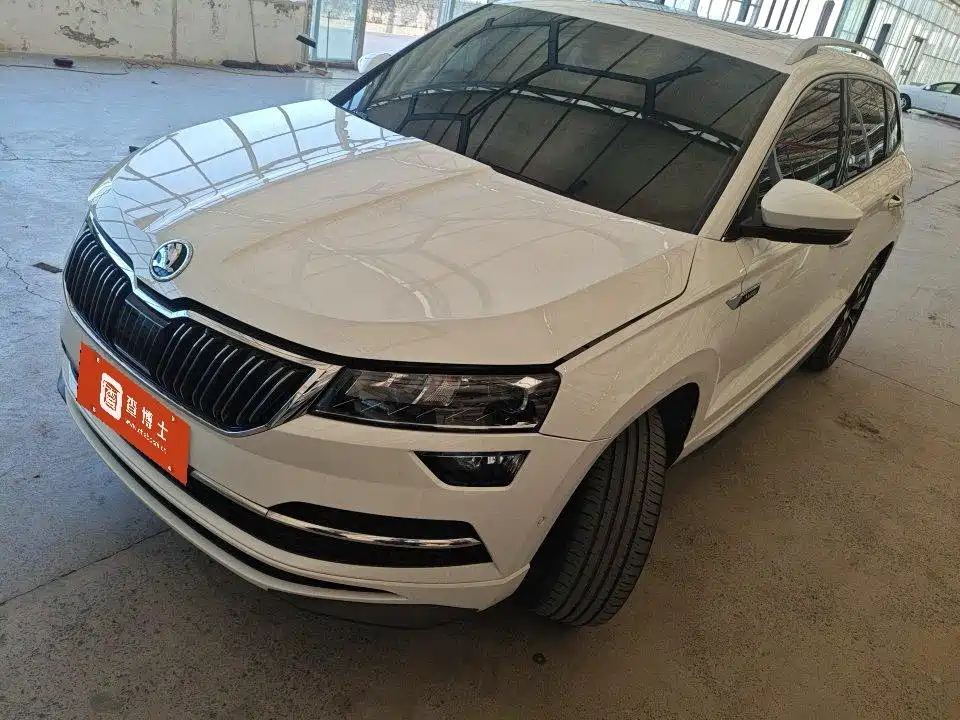 Škoda Karoq 2022 TSI280 Luxury Edition