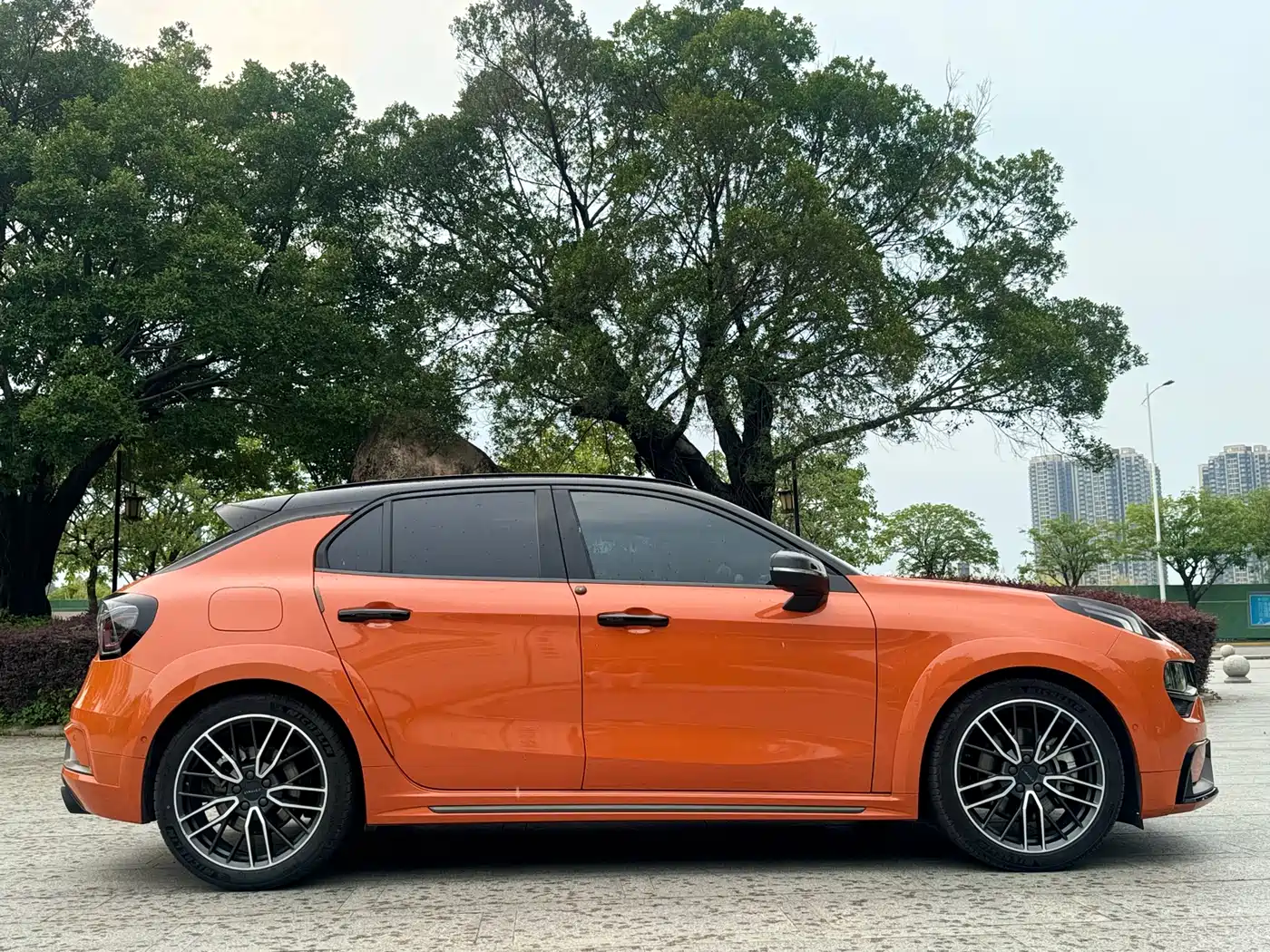 Lynk & Co 02 Hatchback 2021 2.0TD Halo Driving Control Package Edition фото 6