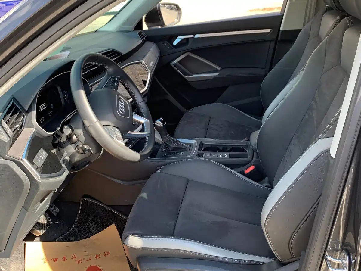 Audi Q3 2022 35 TFSI Progressive Dynamic фото 29