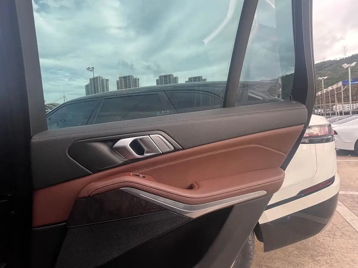 Фото 9 - BMW X5 (Import)
