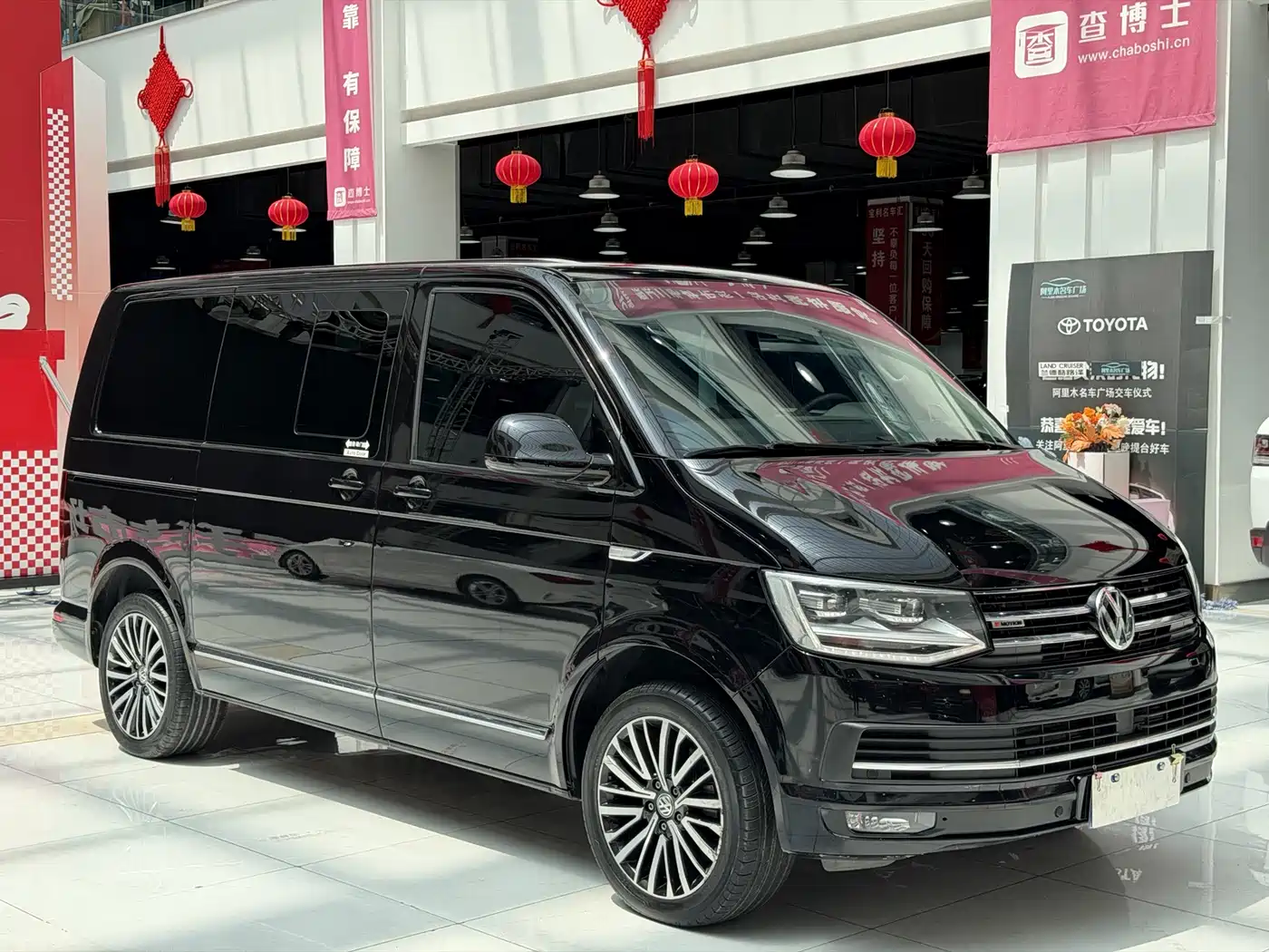 Volkswagen Multivan 2019 2019 2.0TSI 4WD Premium 7-seater