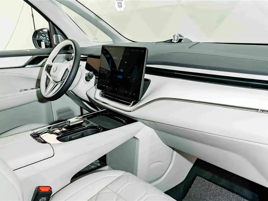 Volvo EM90 2025 2025 Ultra Six-Seater