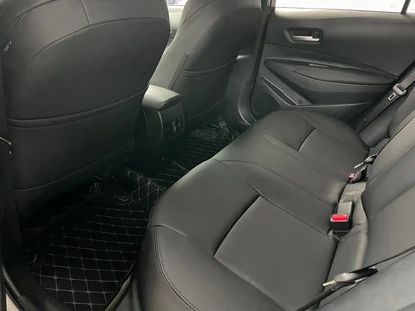 Toyota Levin 2022 TNGA 1.5L CVT Progressive Edition фото 7