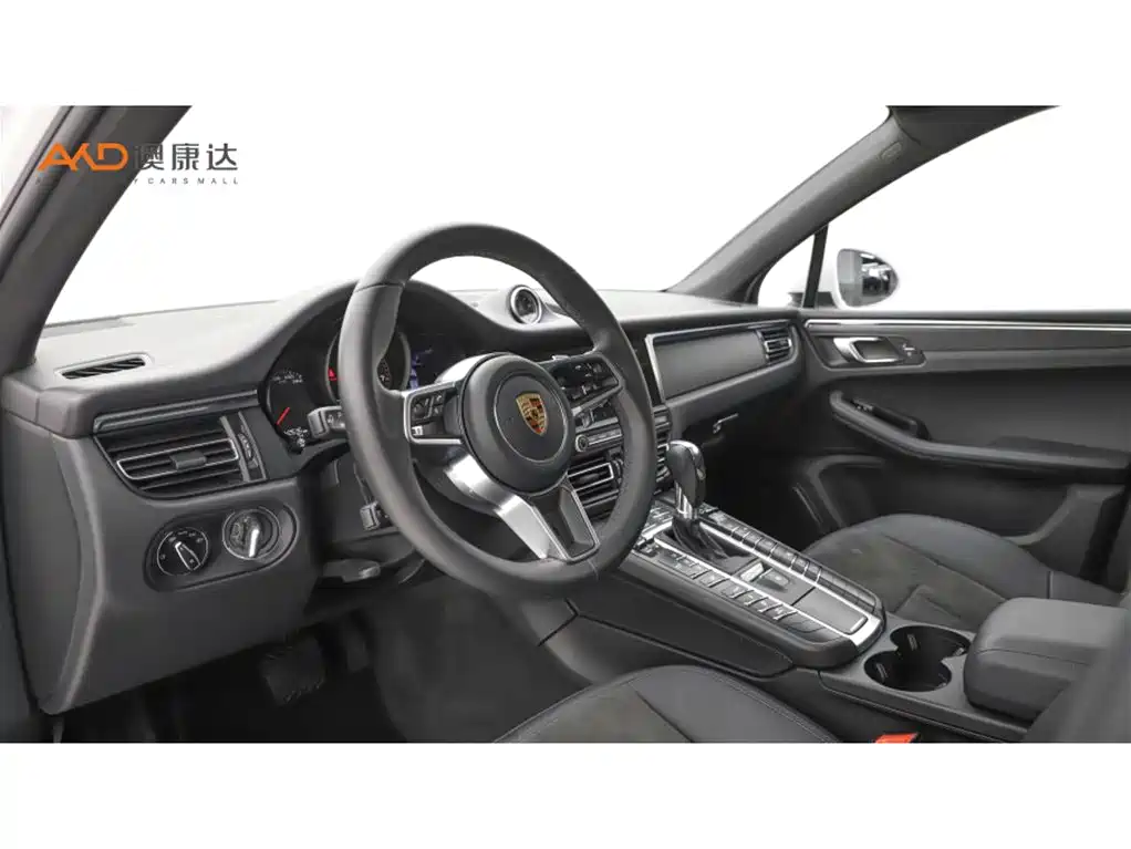 Porsche Macan 2020 Macan 2.0T фото 6