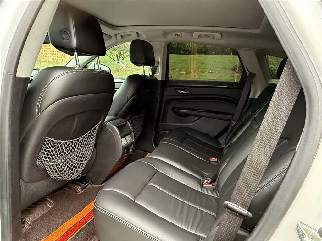 Cadillac SRX 2015 3.0L Comfort фото 9