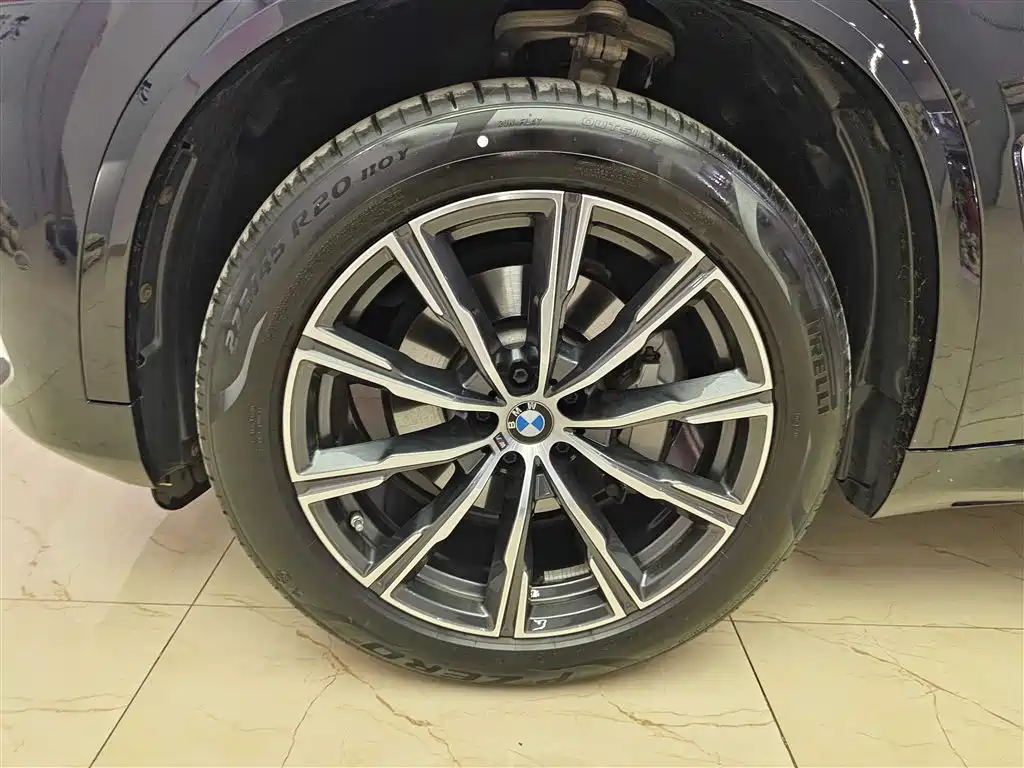BMW X5 2022 xDrive 30Li Premium M Sport Package фото 8
