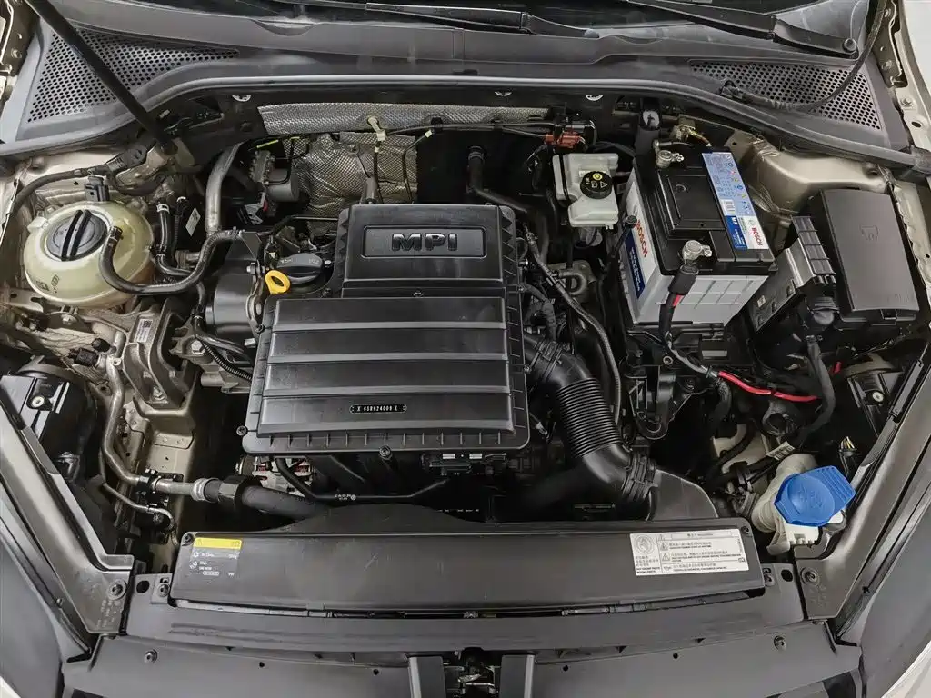 Volkswagen Golf 2016 1.6L Automatic Fashion фото 6