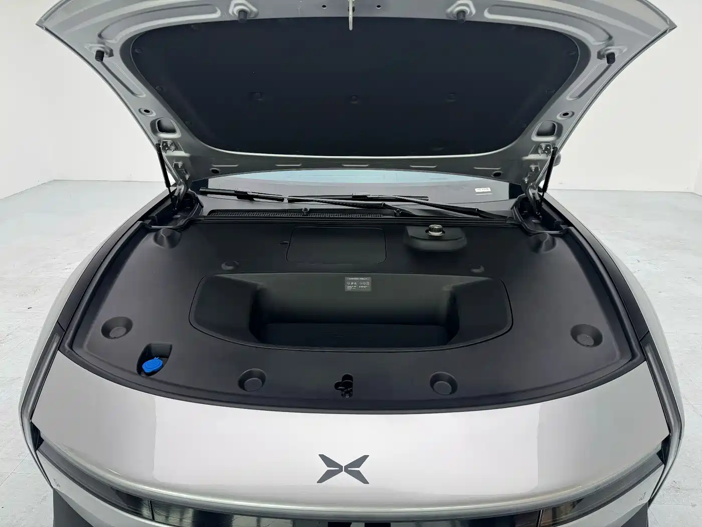 XPeng P7 2026 2025 820km Extended Range Edition