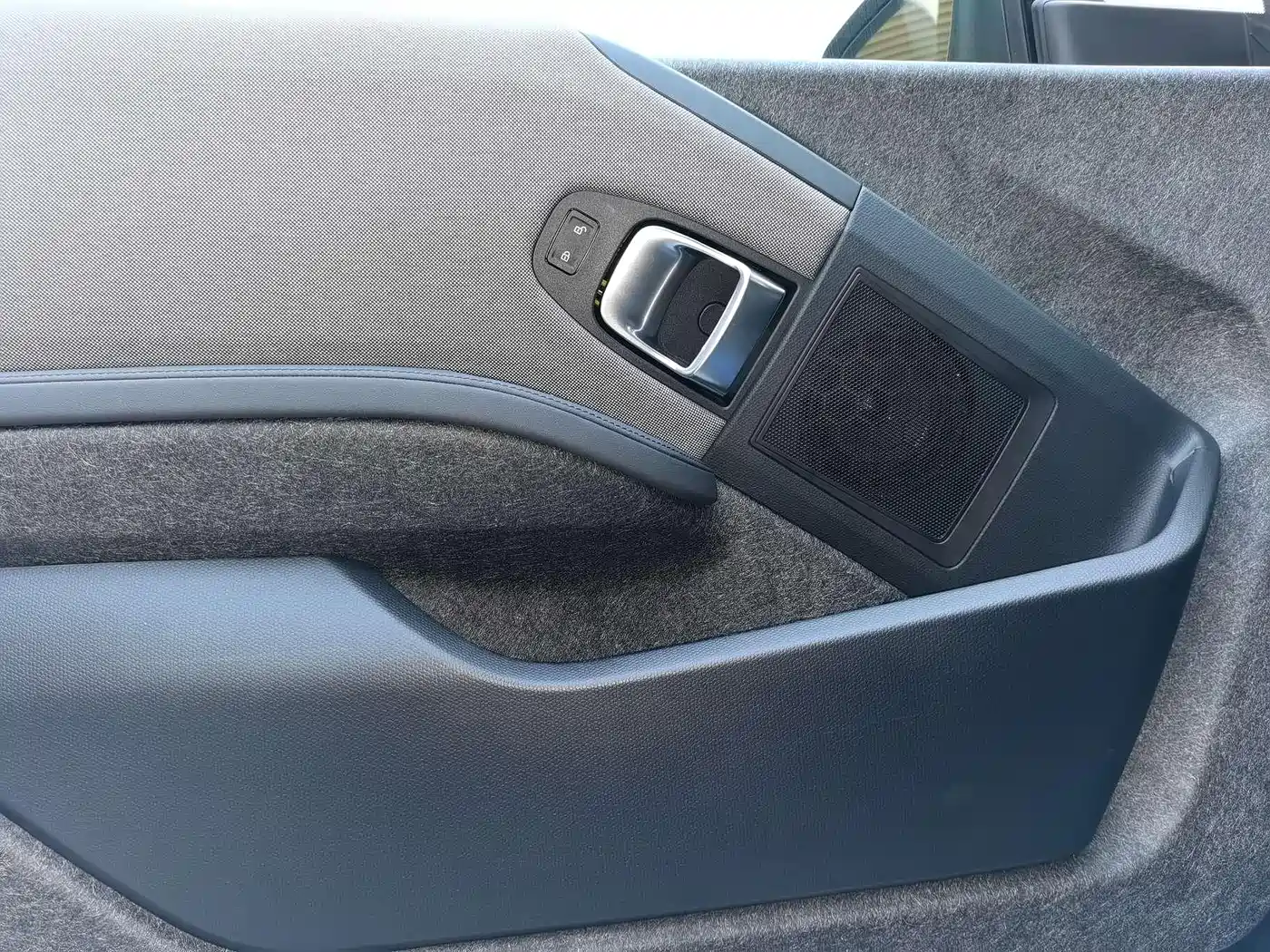 BMW i3 (Import) 2019 Quick Charge Version фото 21