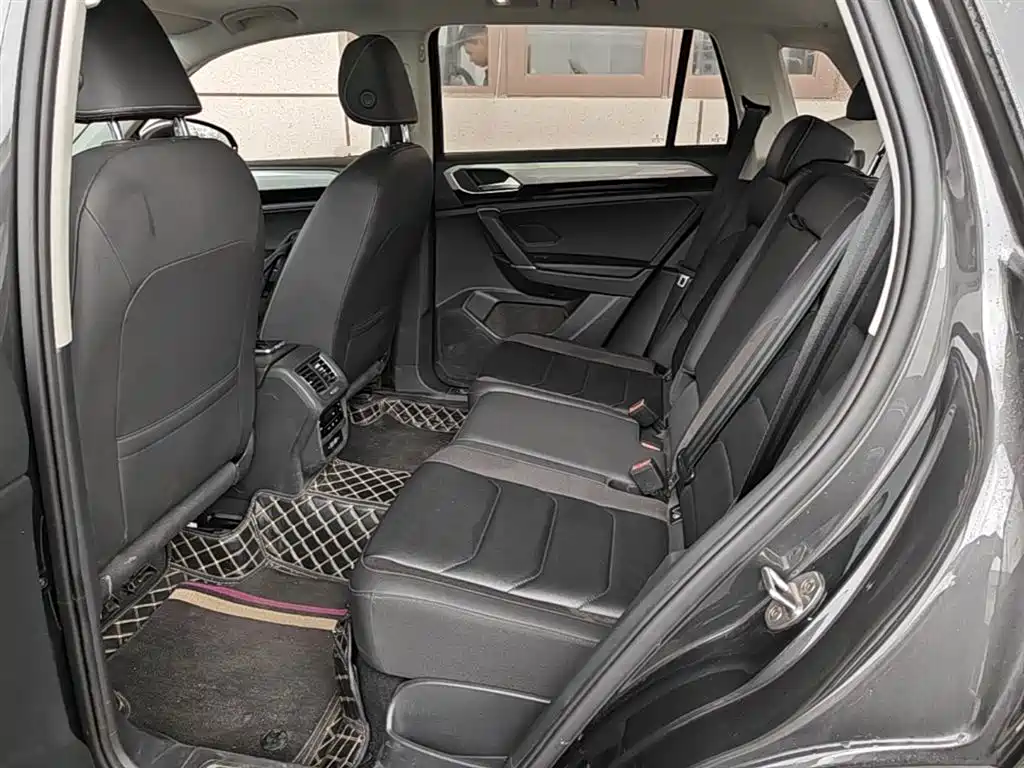 Volkswagen Tayron 2021 330TSI 2WD 3rd Anniversary Limited Edition фото 17