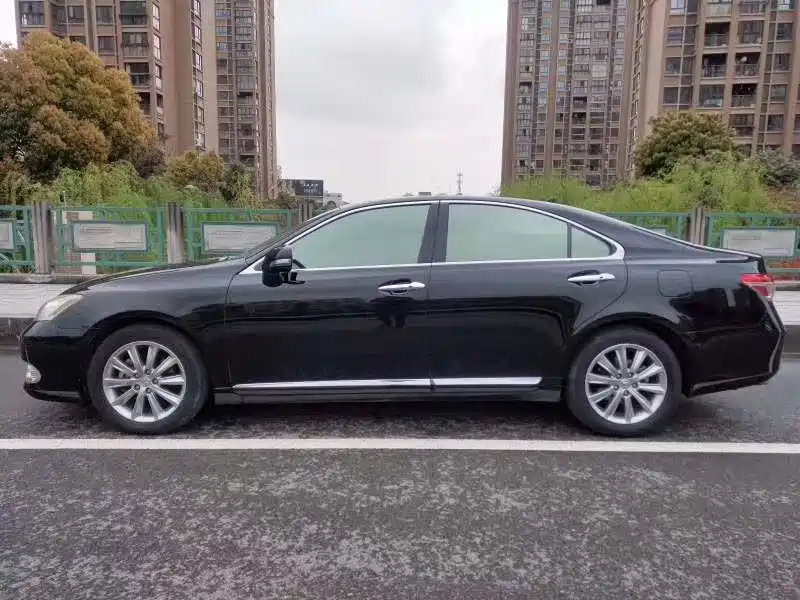 Lexus ES 2010 350 Luxury Edition фото 2