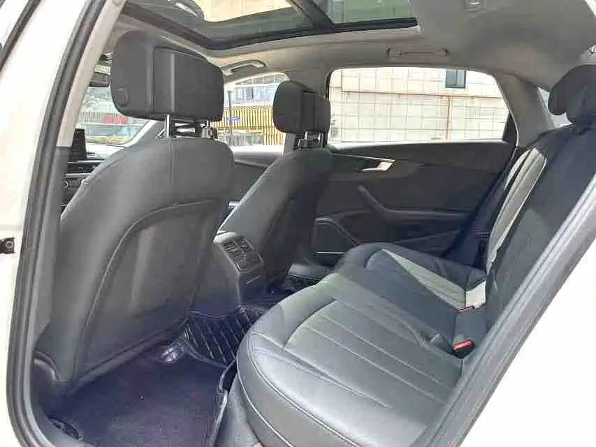 Audi A4L 2022 40 TFSI Fashion Elegance фото 9