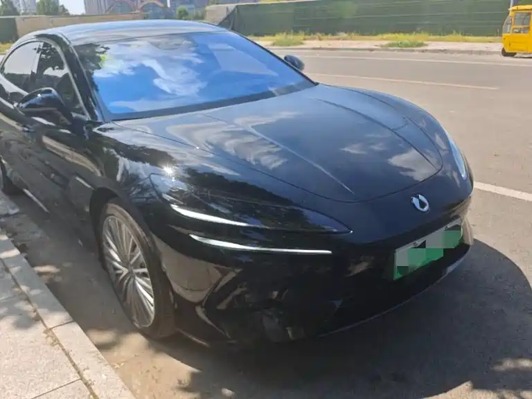 Denza Z9 2024 2024 Model 1100km AWD Ultra Edition
