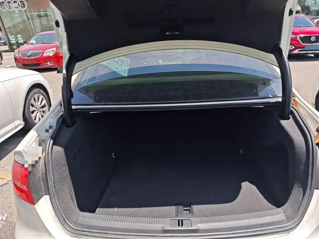 Audi A4L 2015 35 TFSI Auto Standard фото 10