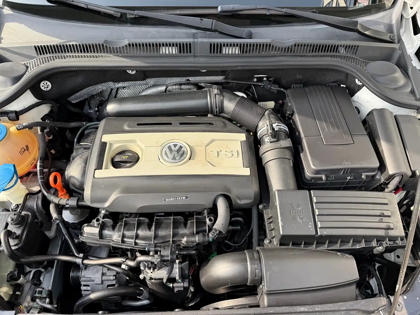Volkswagen Sagitar 2013 2.0TSI GLI фото 31