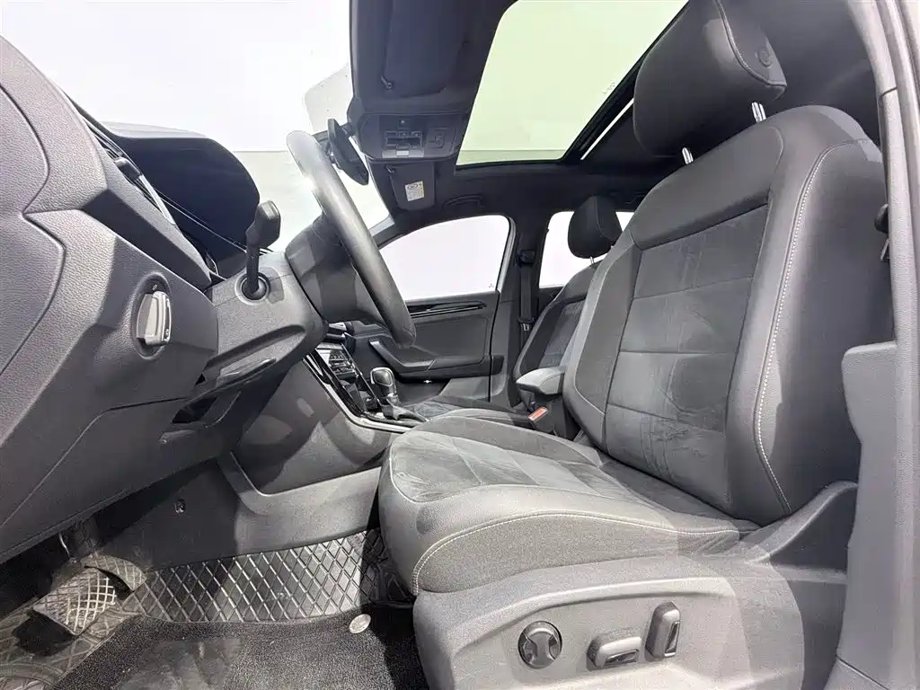 Volkswagen T-ROC 2021 280TSI DSG 4WD Luxury Connected фото 7