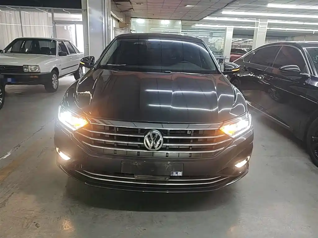 Volkswagen Sagitar 2022 280TSI DSG Soaring Edition фото 3