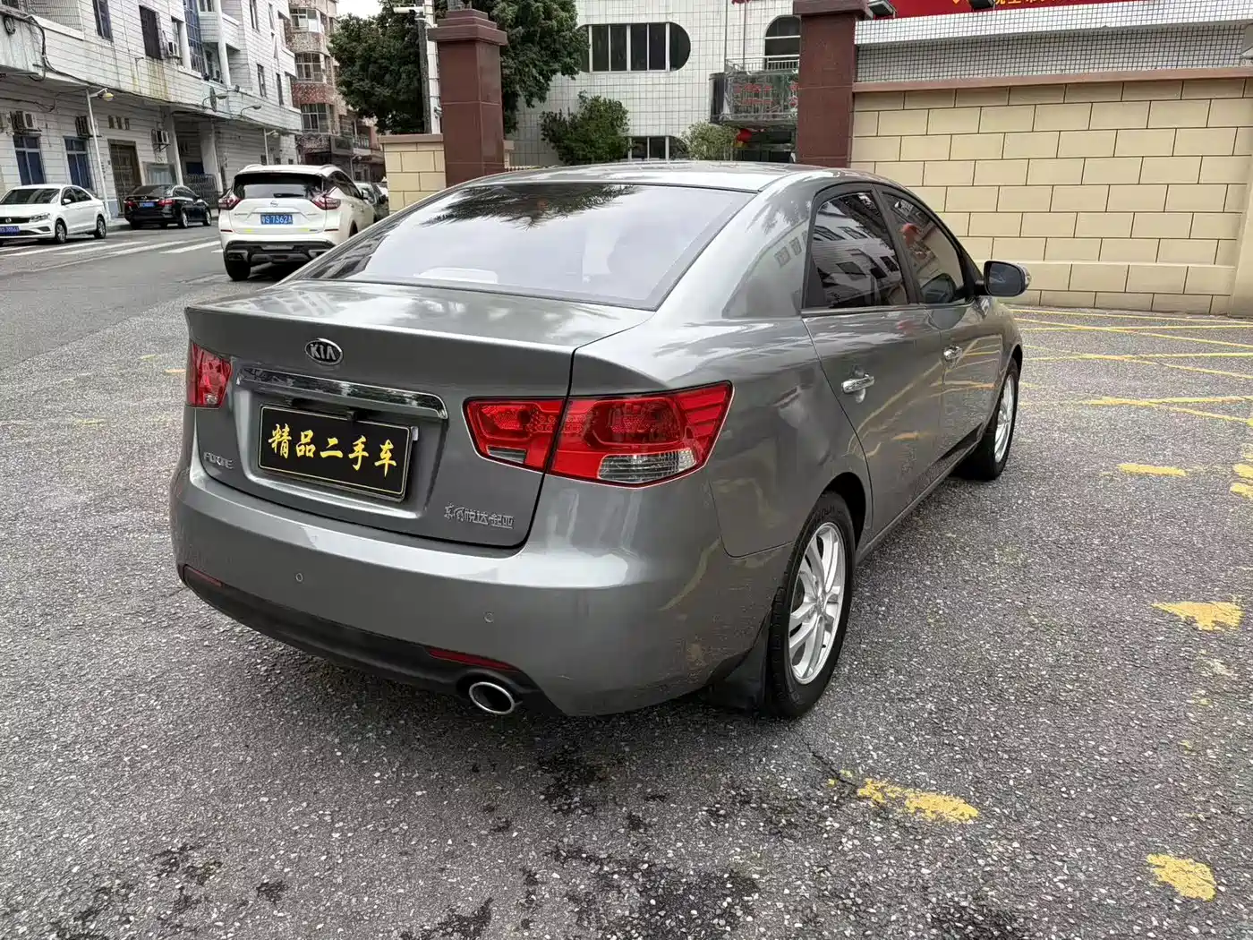 Kia Forte 2011 2011 Model 1.6L AT GL
