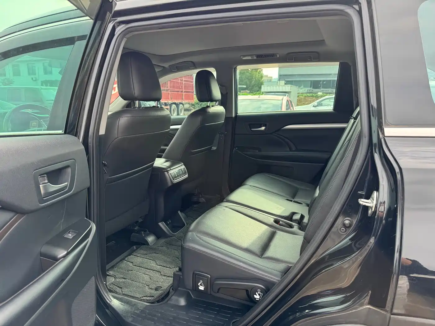Toyota Highlander 2018 2.0T 4WD Premium 7-seater China VI фото 6