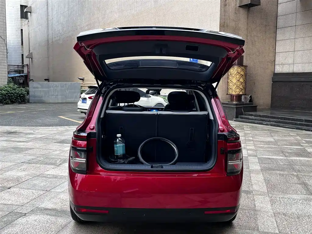 Baojun RM-5 2020 2019 1.5T CVT 24-hour Online Premium 6-seater