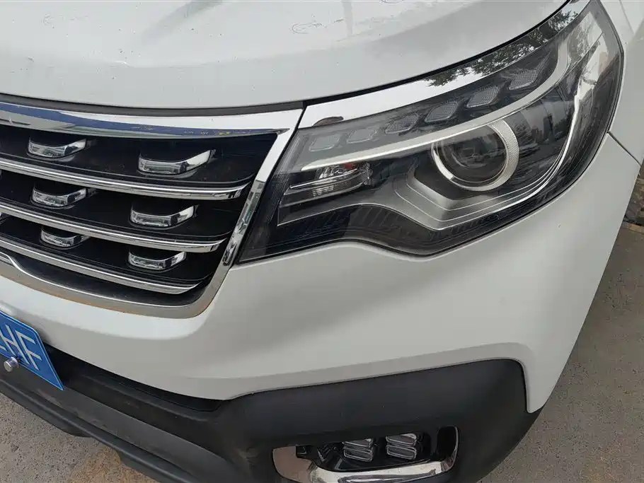 Kia Sportage 2019 2.0L Automatic Smart Luxury Edition фото 5