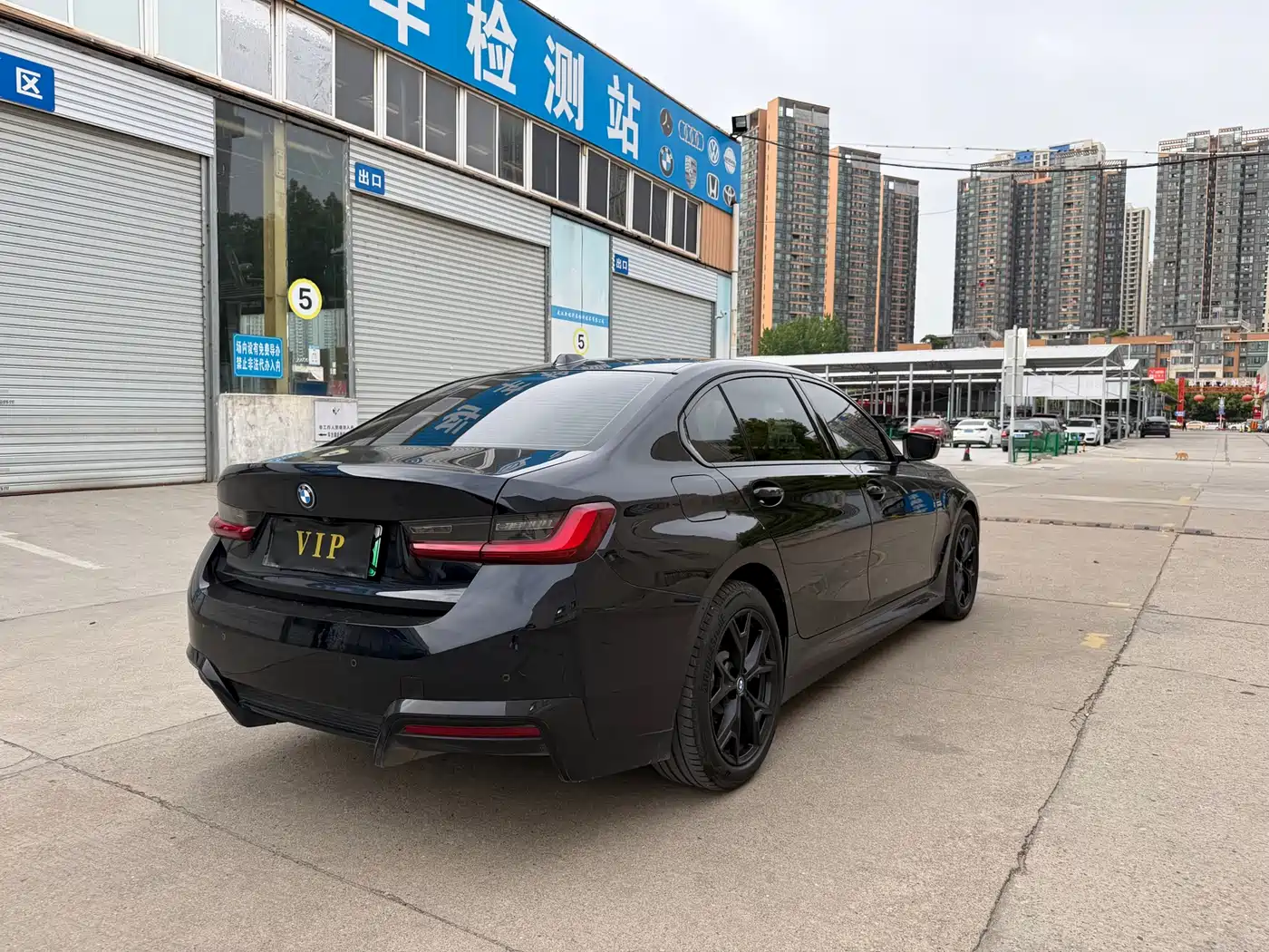 BMW i3 2024 eDrive 35 L фото 15