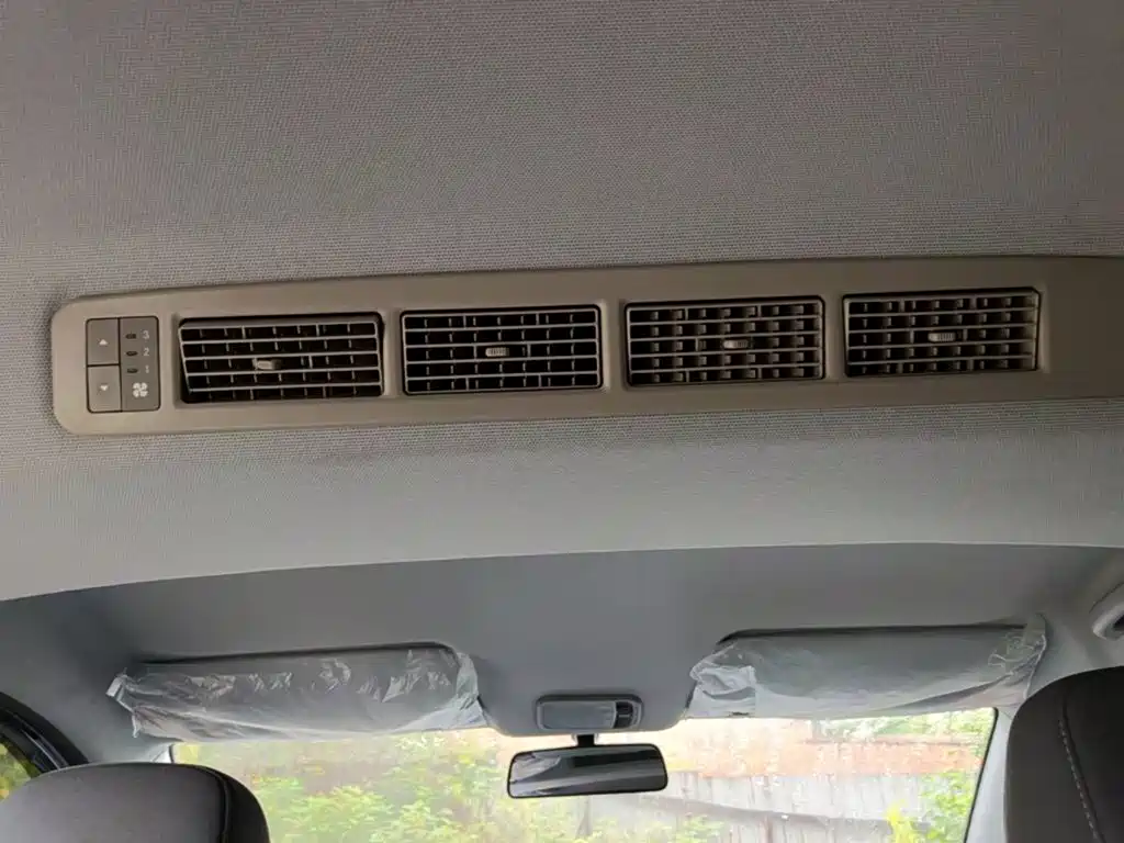 Wuling Motors Wuling Hongguang New Energy 2026 2025 Model Range Extender Hybrid 50KM Standard