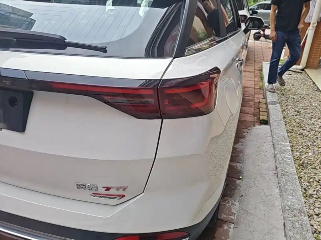 Bestune T77 2024 2023 1.5T Automatic Luxury