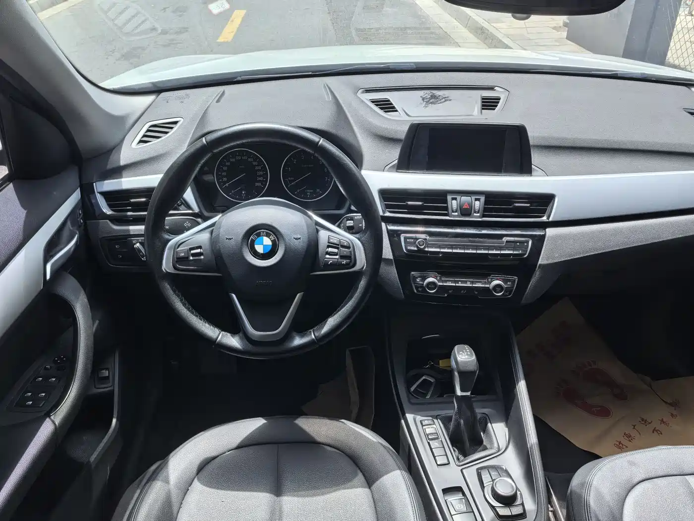 BMW X1 2018 sDrive18Li Premium Model фото 8